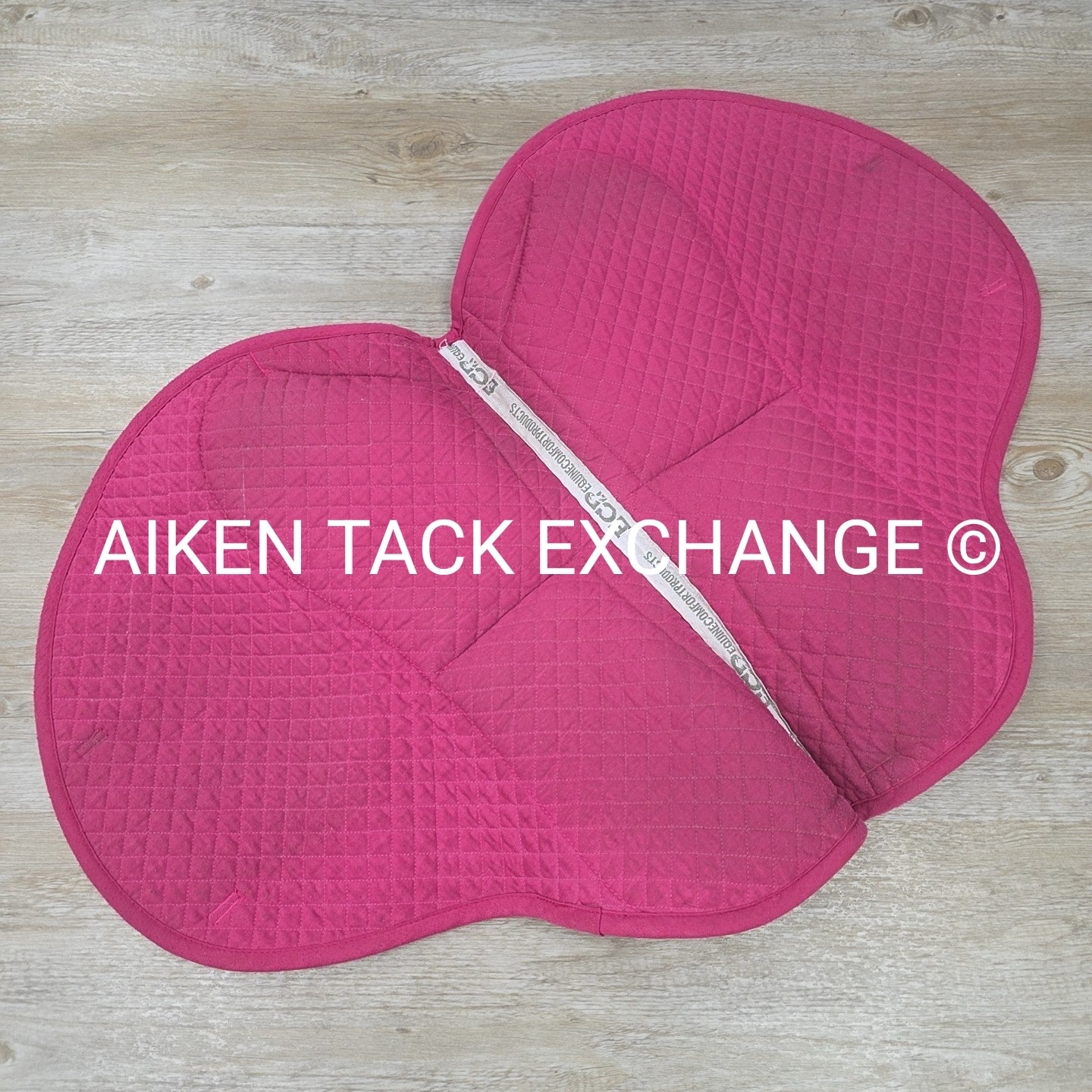 ECP Contour Correction Eventing Saddle Pad, Comes with Shims