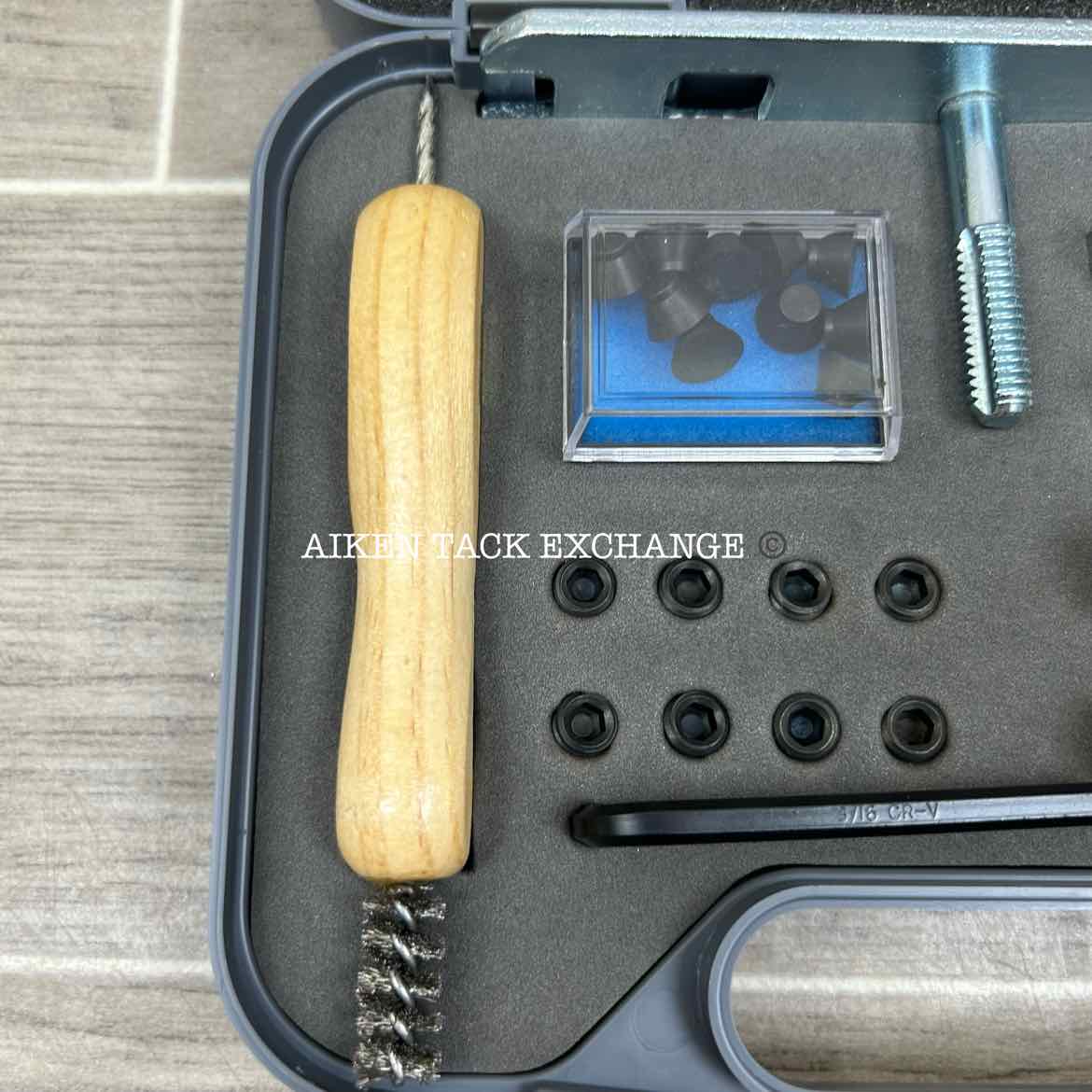 Roma Stud Kit