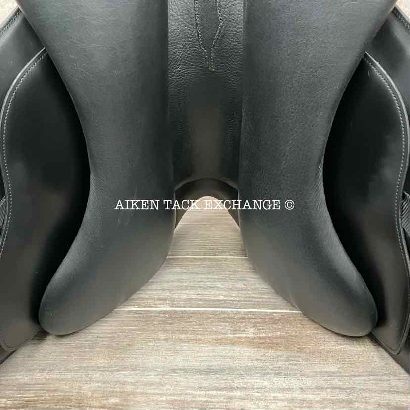 2023 Aviar Rook 2.0 Monoflap Dressage Saddle, 17.5" Seat, Adjustable Tree, Foam Panels