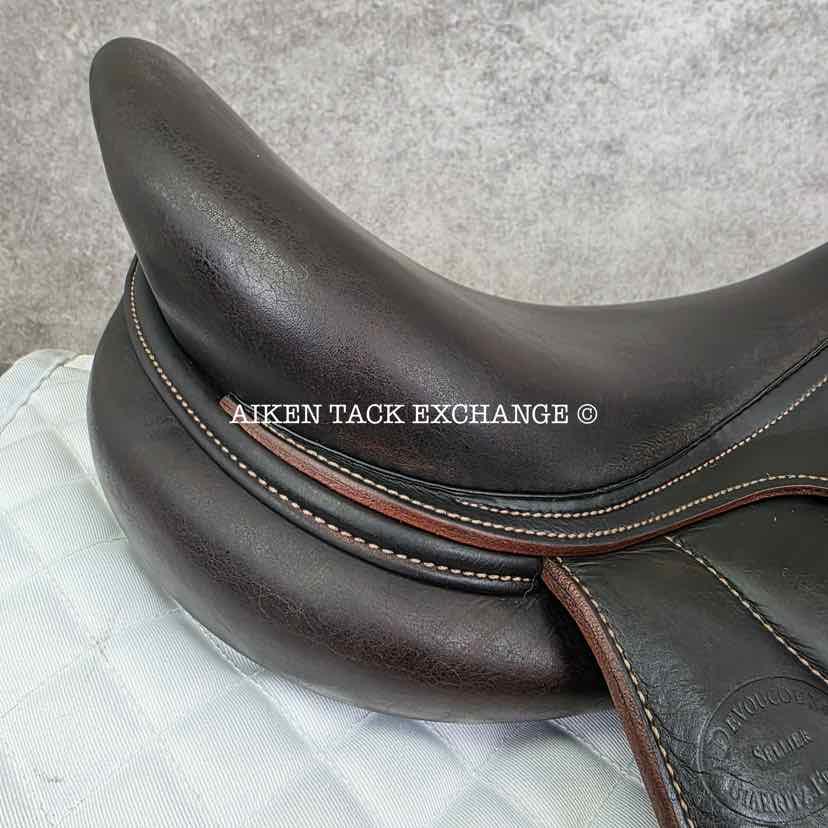 2005 Devoucoux Makila Monoflap Dressage Saddle, 17.5" Seat, 2A Flap, Medium Wide Tree, Foam Panels, Full Buffalo Leather