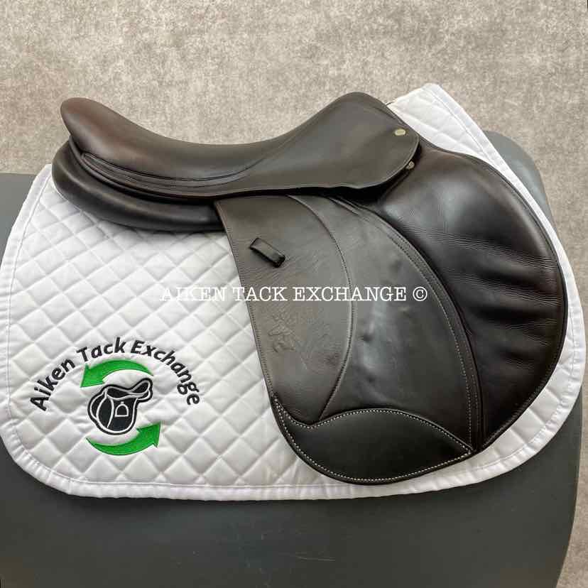 2012 Voltaire Palm Beach Close Contact Jump Saddle, 17.5" Seat, 3A Flap, Medium Wide Tree, PRO Panels, Full Buffalo Leather