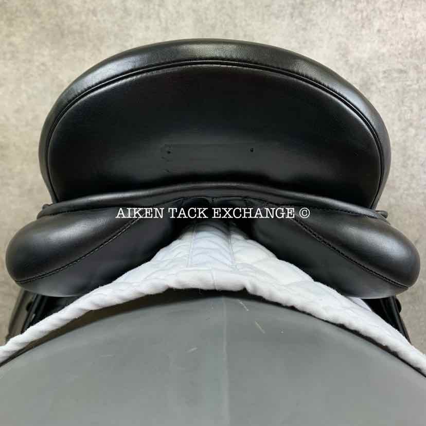 **SOLD** Marcel Toulouse Aachen Dressage Saddle, 17" Seat, Wide Tree, Wool Flocked Panels