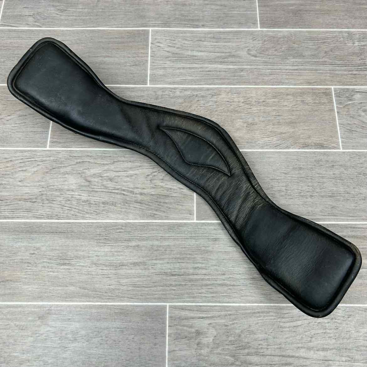 Total Saddle Fit Shoulder Relief Girth, Black, 20"