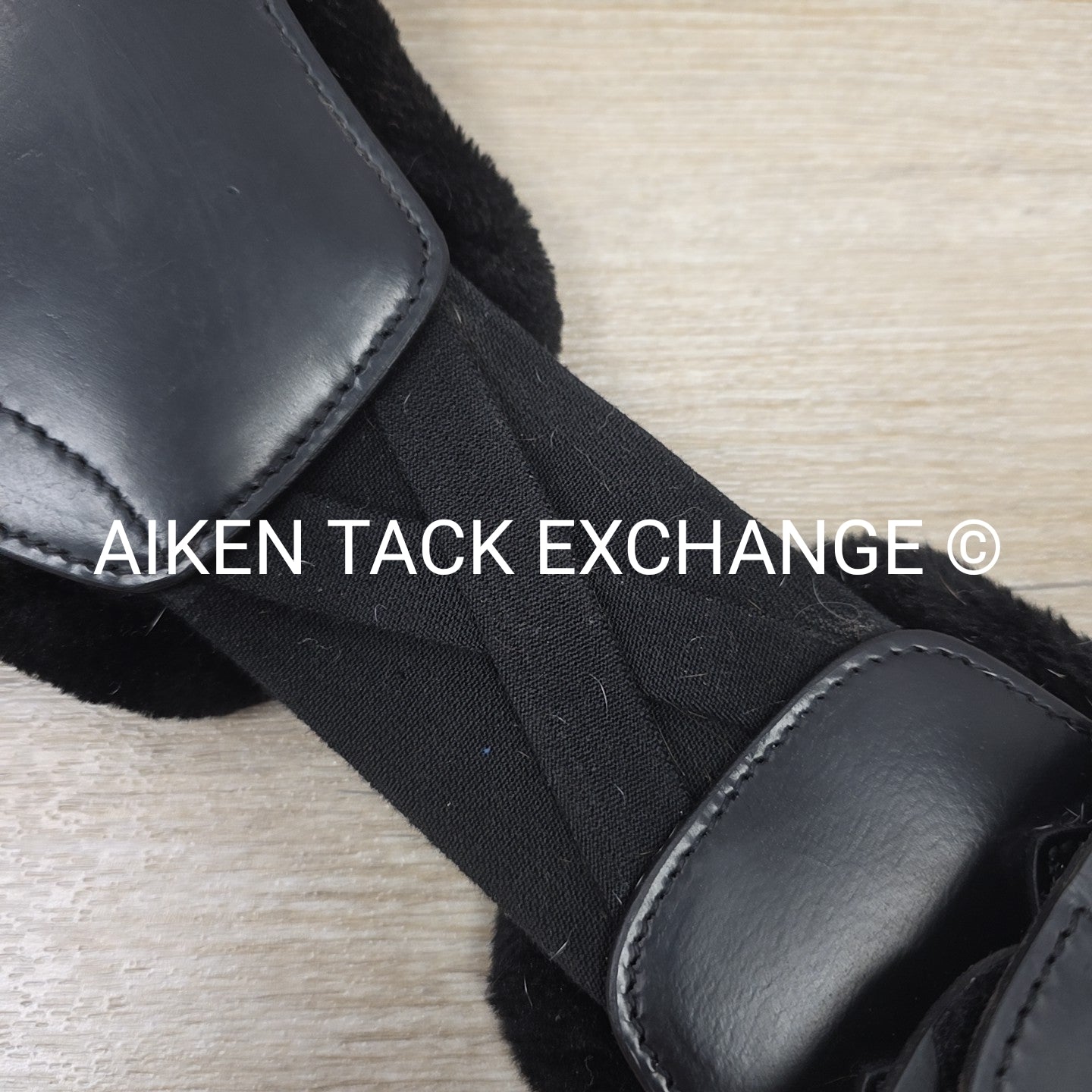 Correct Connect Pressure Relief Comfort Short Girth, Black, 26"