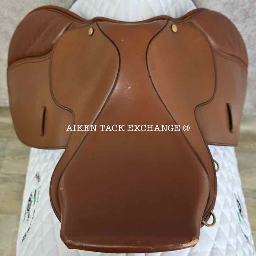 Lancer's Children's Close Contact Jump Saddle, 15" Seat, Wide Tree, Foam Panels