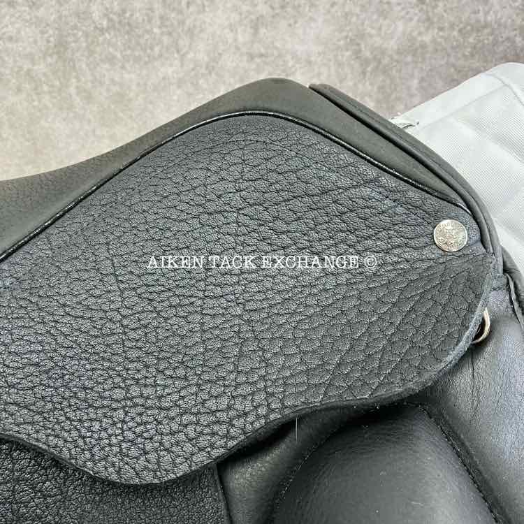 2024 Custom Saddlery Wolfgang Matrix MKII Monoflap Dressage Saddle, 17.5" Seat, Adjustable Tree, Wool Flocked Pony Panels