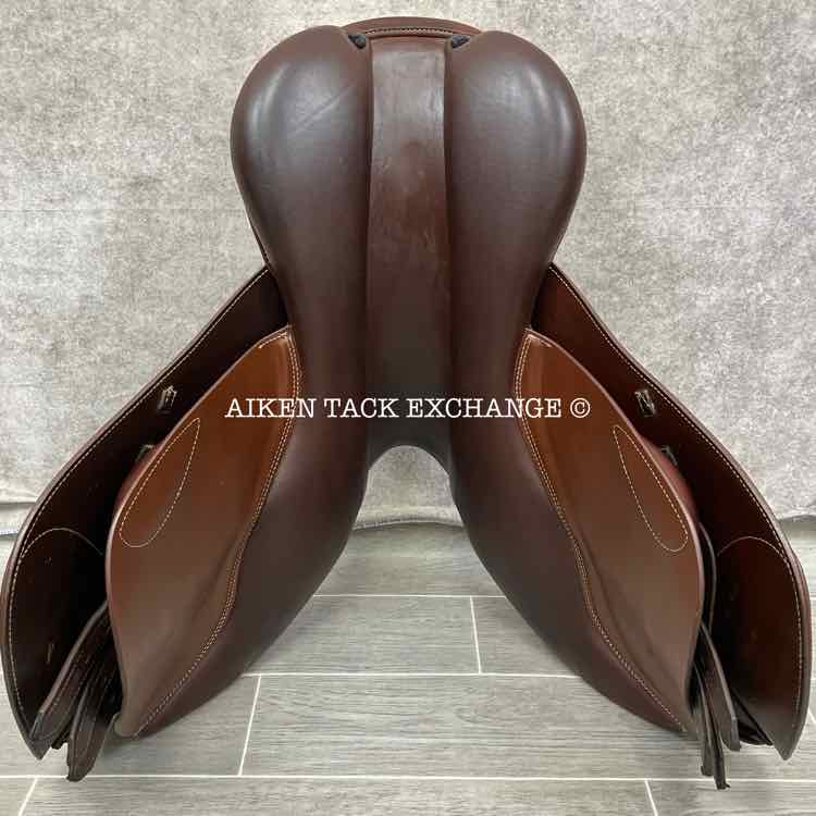 **SOLD** 2007 Prestige Nona Garson Elite Close Contact Jump Saddle, 17" Seat, 33 Tree - Medium (Adjustable), Foam Panels