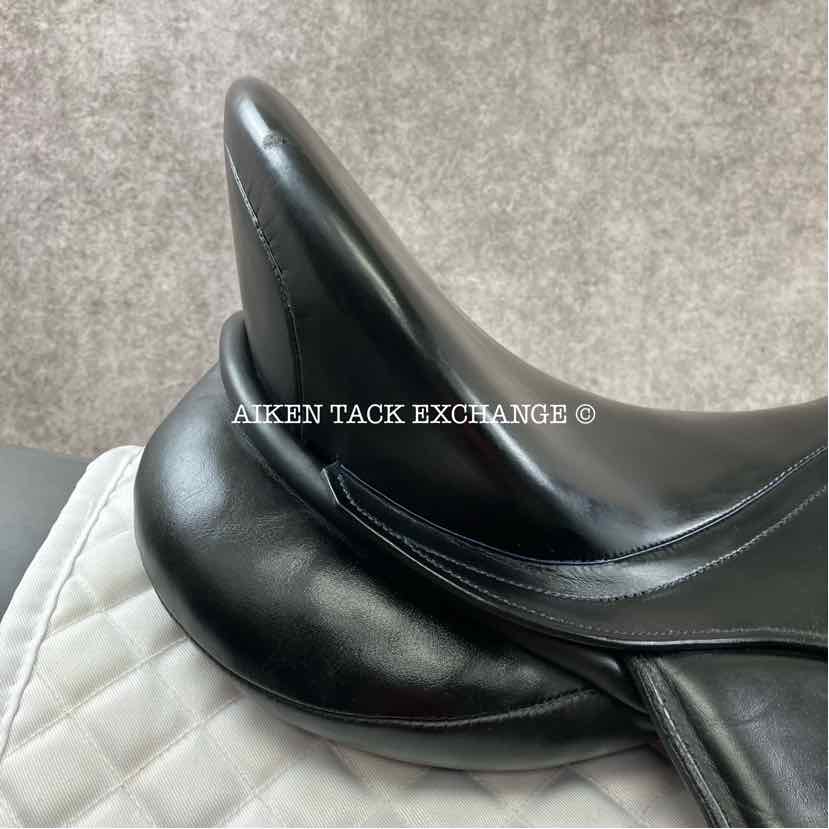 2002 Kieffer Lusitano Kur Dressage Saddle, 17" Seat, Medium Wide Tree, Wool Flocked Panels