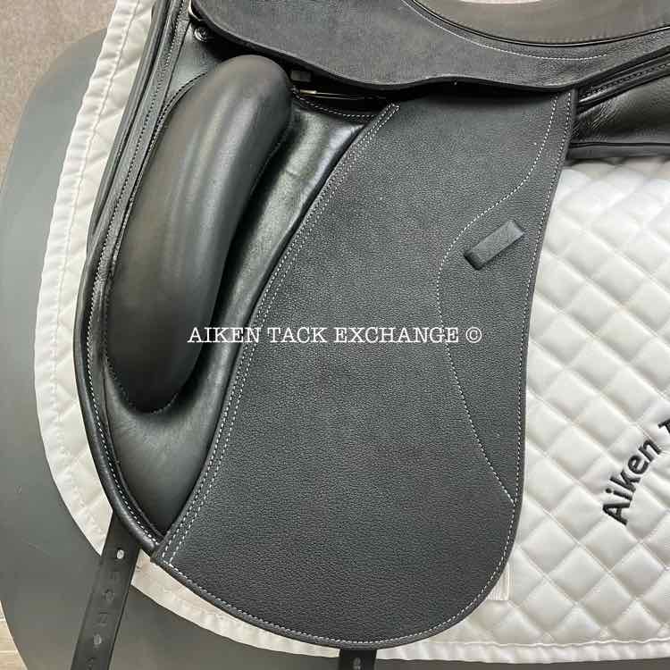 2024 Custom Saddlery Everest R Monoflap Dressage Saddle, 18" Seat, Adjustable Tree, Wool Flocked Panels