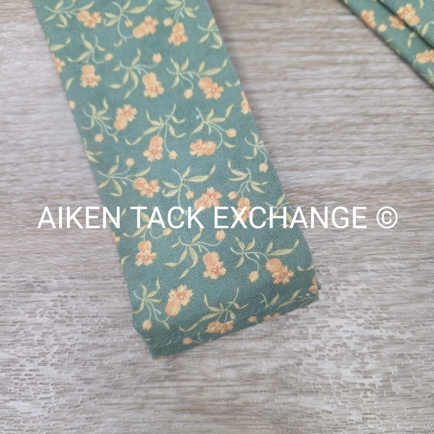 Patterned 4 Fold Stock Tie