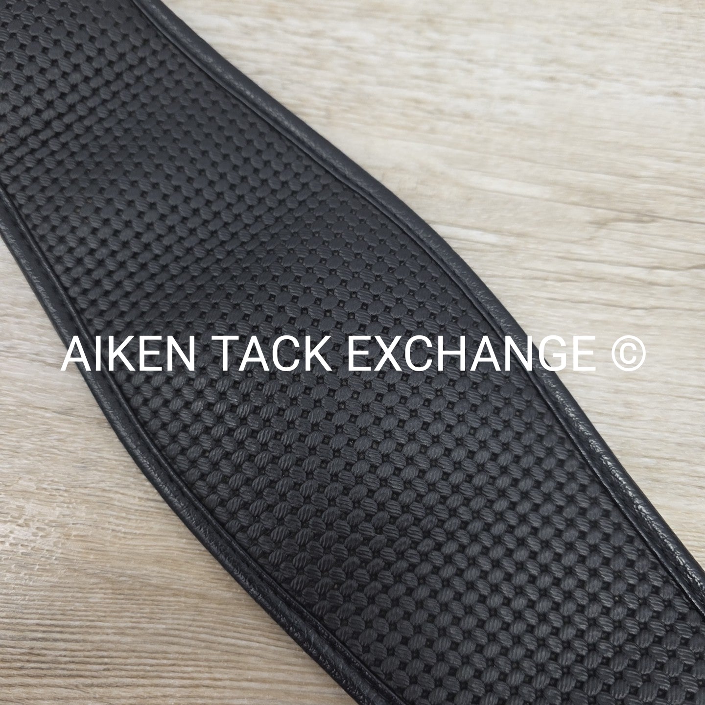 Ovation Gel Body Form Dressage Girth, Black, 20"