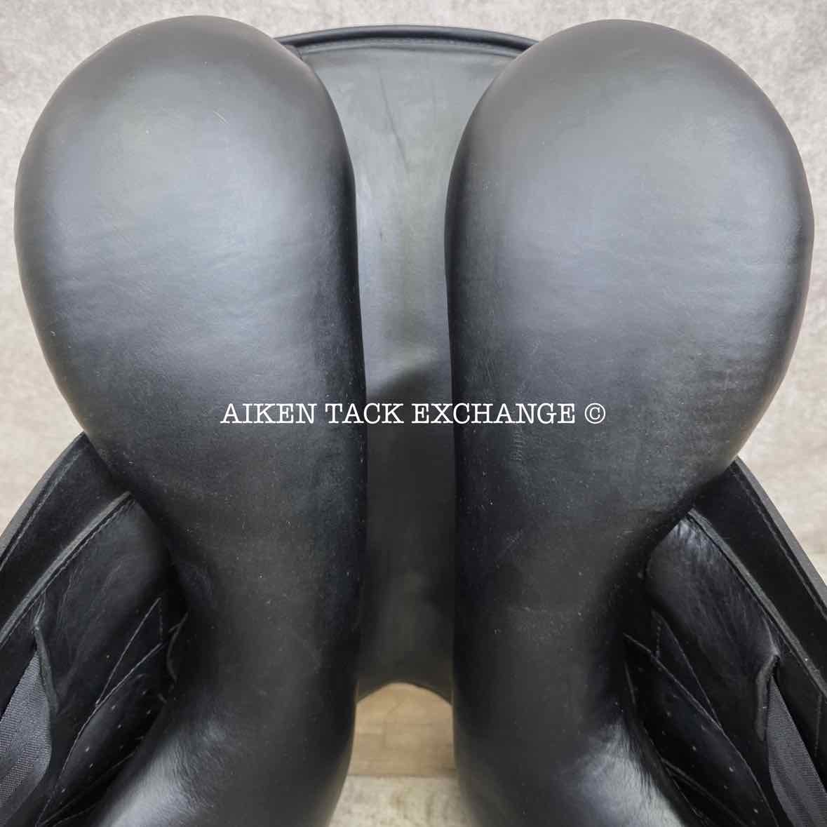 2017 Erreplus Freestyle Monoflap Dressage Saddle, 17" Seat, Adjustable Tree, Wool Flocked Panels