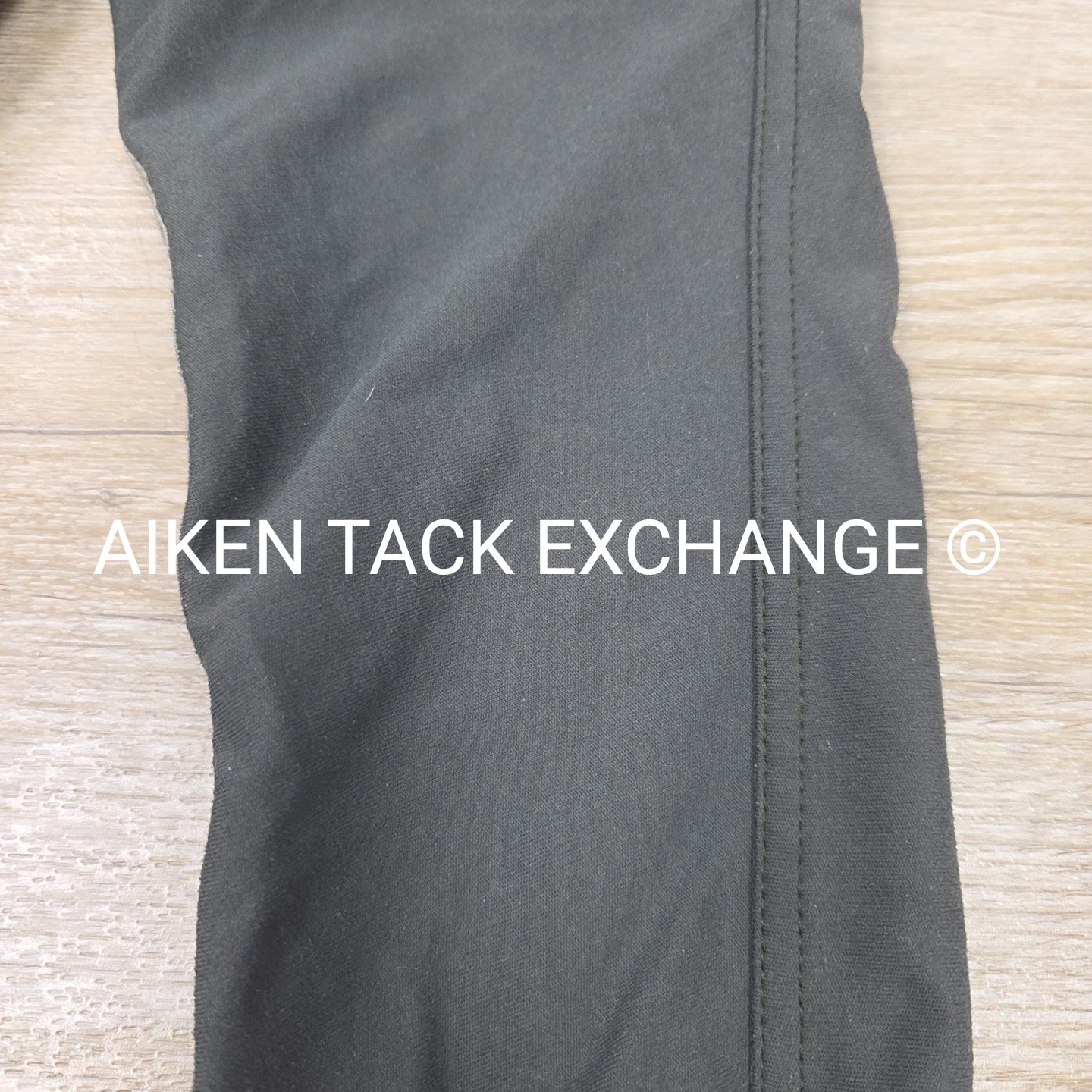 Devon-Aire Knee Patch Breeches, Size 26