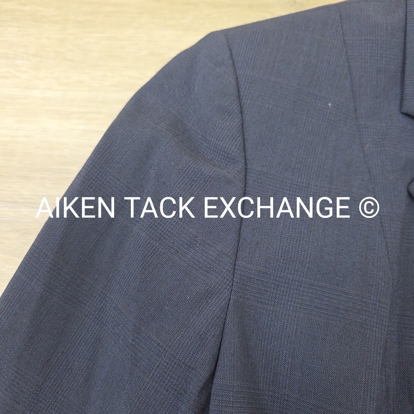 Tailored Sportsman Show Coat, Size 4 R
