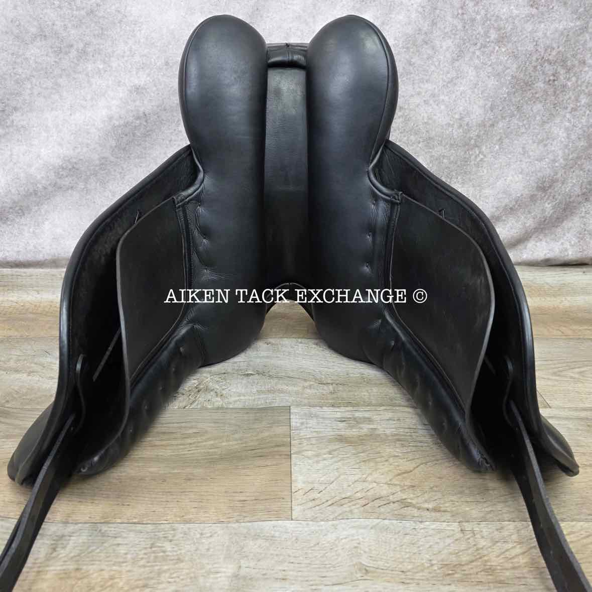 2008 County Perfection Dressage Saddle, 17" Seat, Medium Wide Tree, Wool Flocked Skid Row Panels