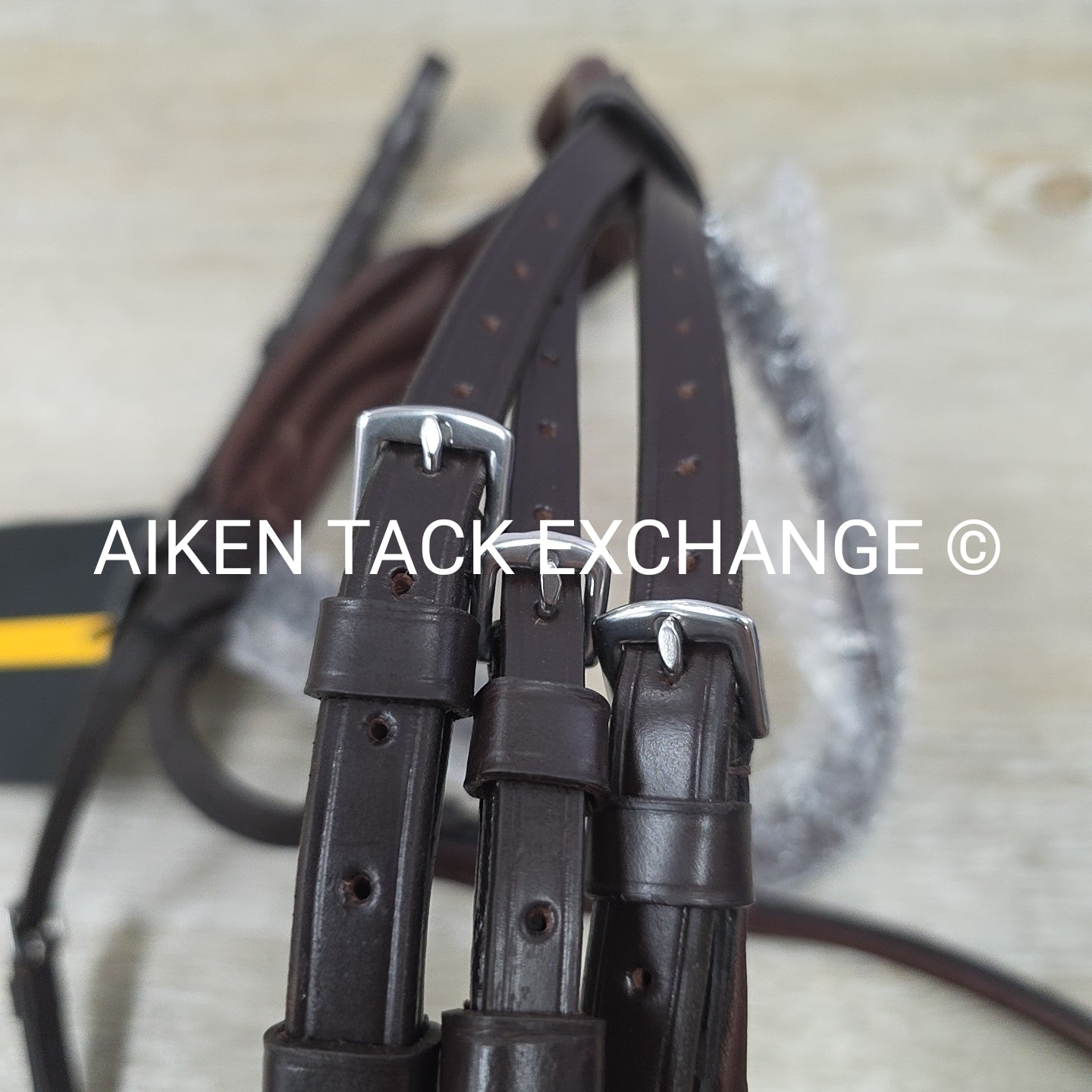 Shires Velociti Lusso Ergonomic Curved Flash Bridle, Size Full