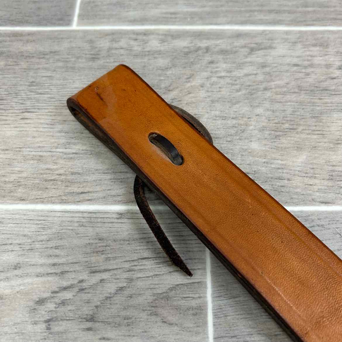 Tory Leather Single Ply Off Billet