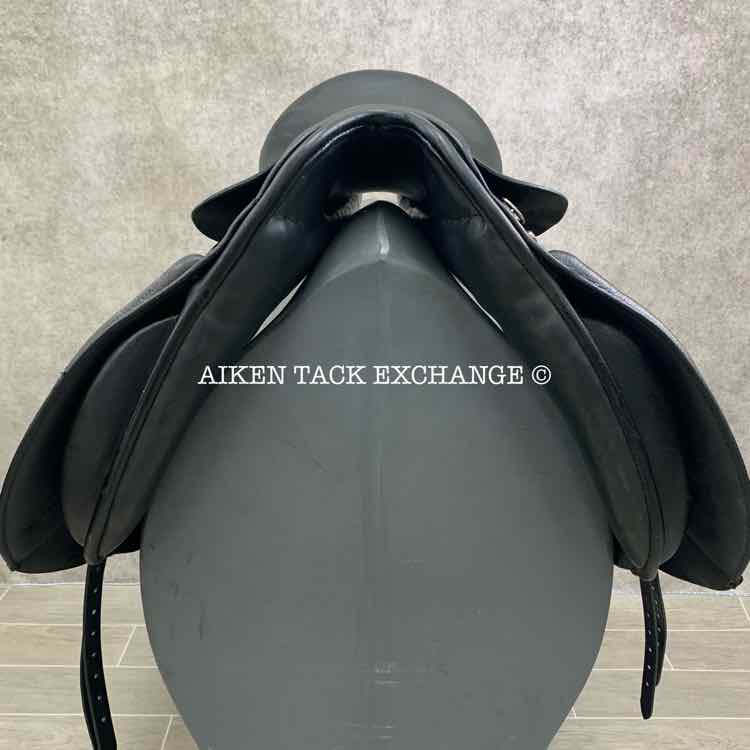 Jorge Canaves by Thornhill Vienna II Dressage Saddle, 18" Seat, 32 Tree - Medium, Wool Flocked Panels