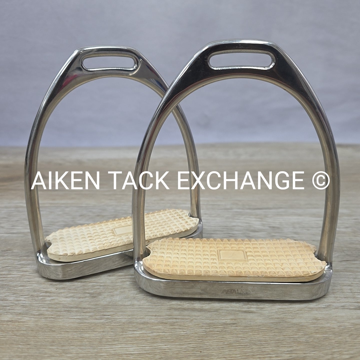 Metalab Fillis Stirrup Irons, 4.5"