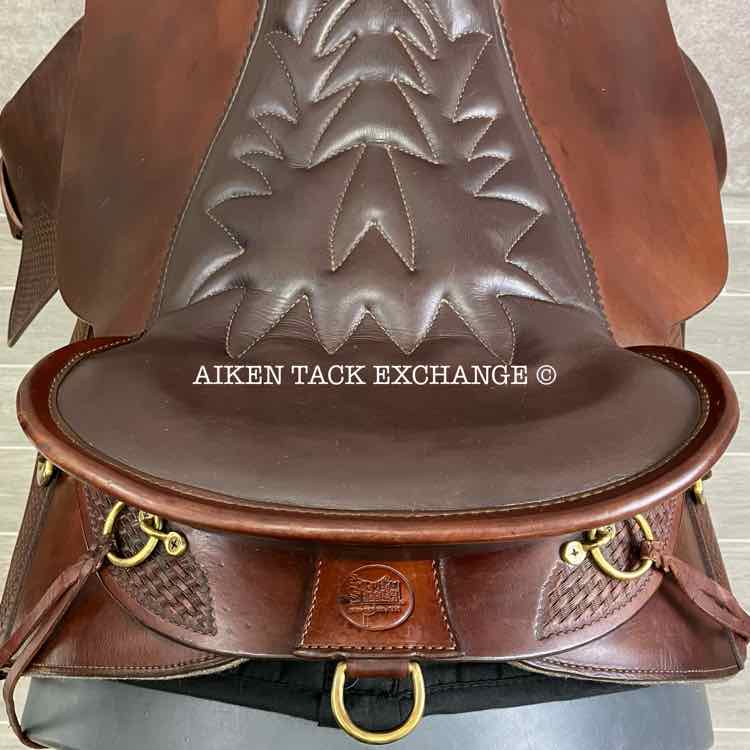 2000 Tucker Endurance Saddle, 18" Seat, Medium Tree - Semi QH Bars
