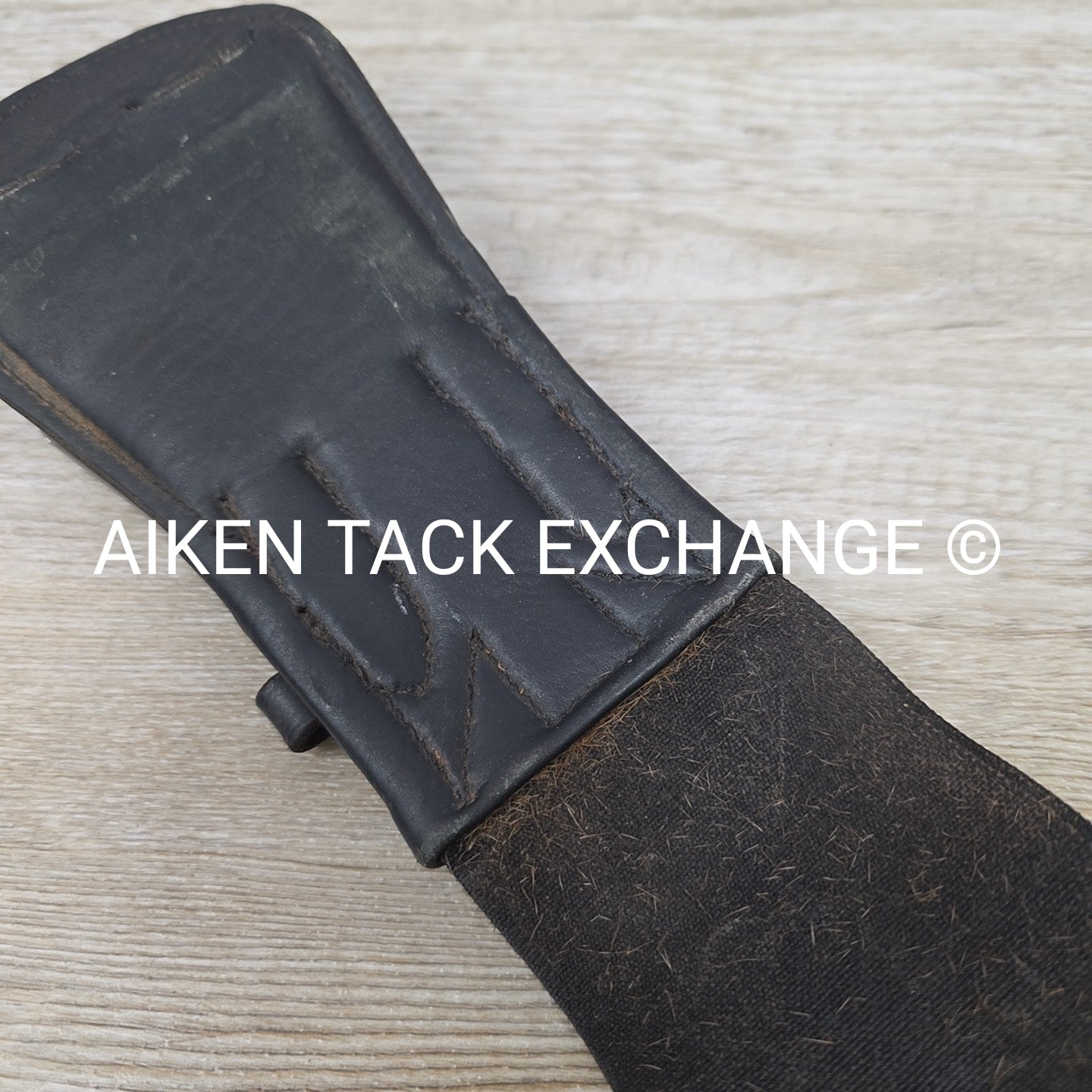 Tapestry Comfort Dressage / Monoflap Girth, Black, 24"