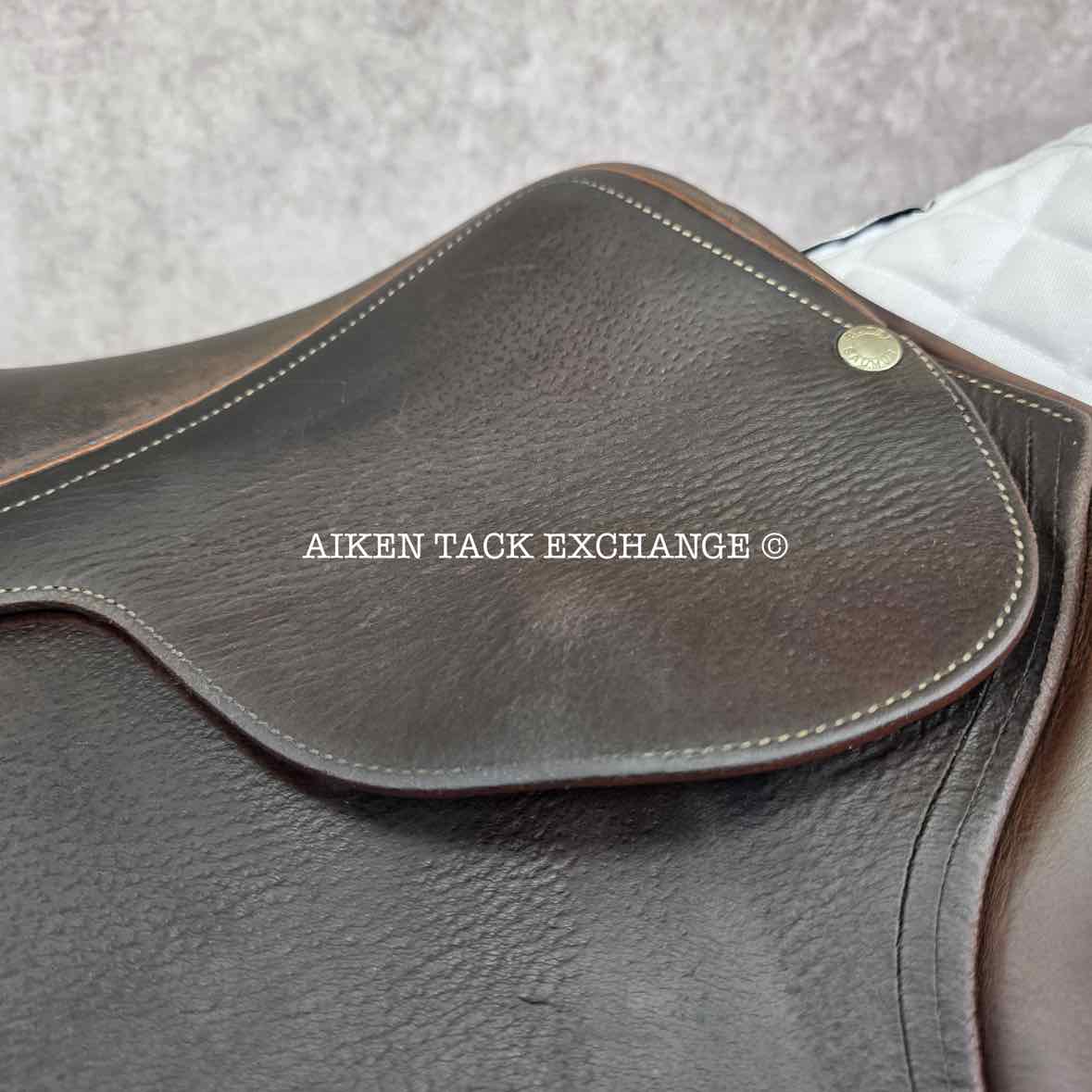 2003 Butet L-Seat (Semi Deep) Close Contact Jump Saddle, 17" Seat, 1 Flap, Medium Tree, Foam Panels