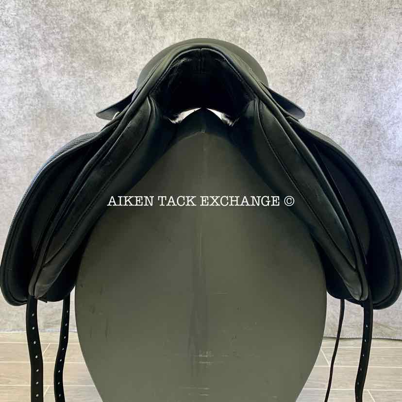 Barnsby Dressage Saddle, 17" Seat, Medium Tree, Wool Flocked Panels