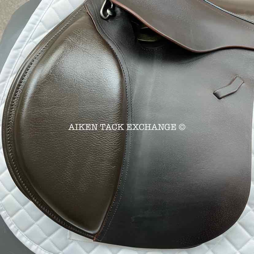 **SOLD** 2019 Loxley by Bliss Jump Saddle, 17.5" Seat, Adjustable Tree - Changeable Gullet, Wool Flocked Panels