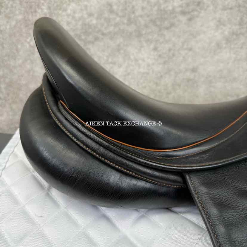 2009 Prestige Grand Dressage Saddle, 17" Seat, 33 Tree - Medium, Wool Flocked Panels