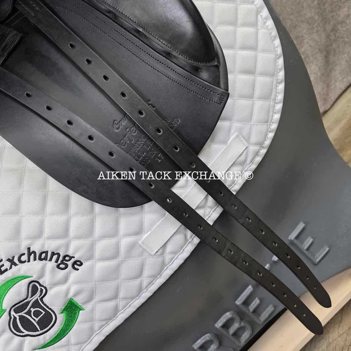 2008 County Perfection Dressage Saddle, 17" Seat, Medium Wide Tree, Wool Flocked Skid Row Panels