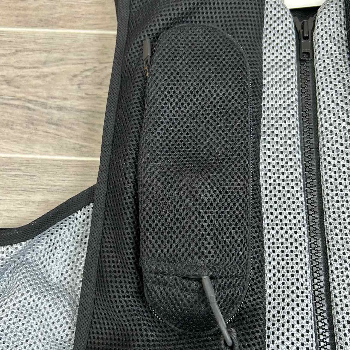 Charles Owen Airowear AirShell Air Bag Safety Vest, Size Medium