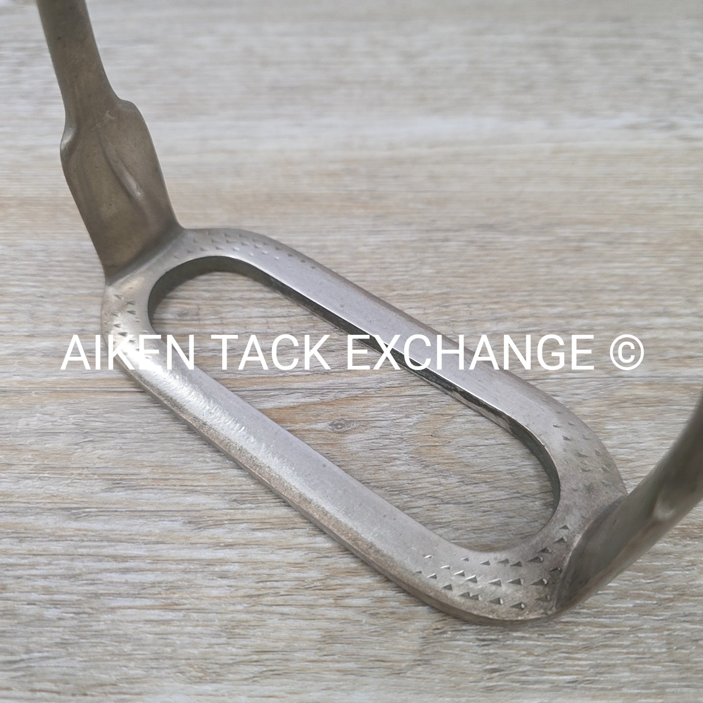 Kangaroo Prussian Style Stirrup Irons, 4.75"