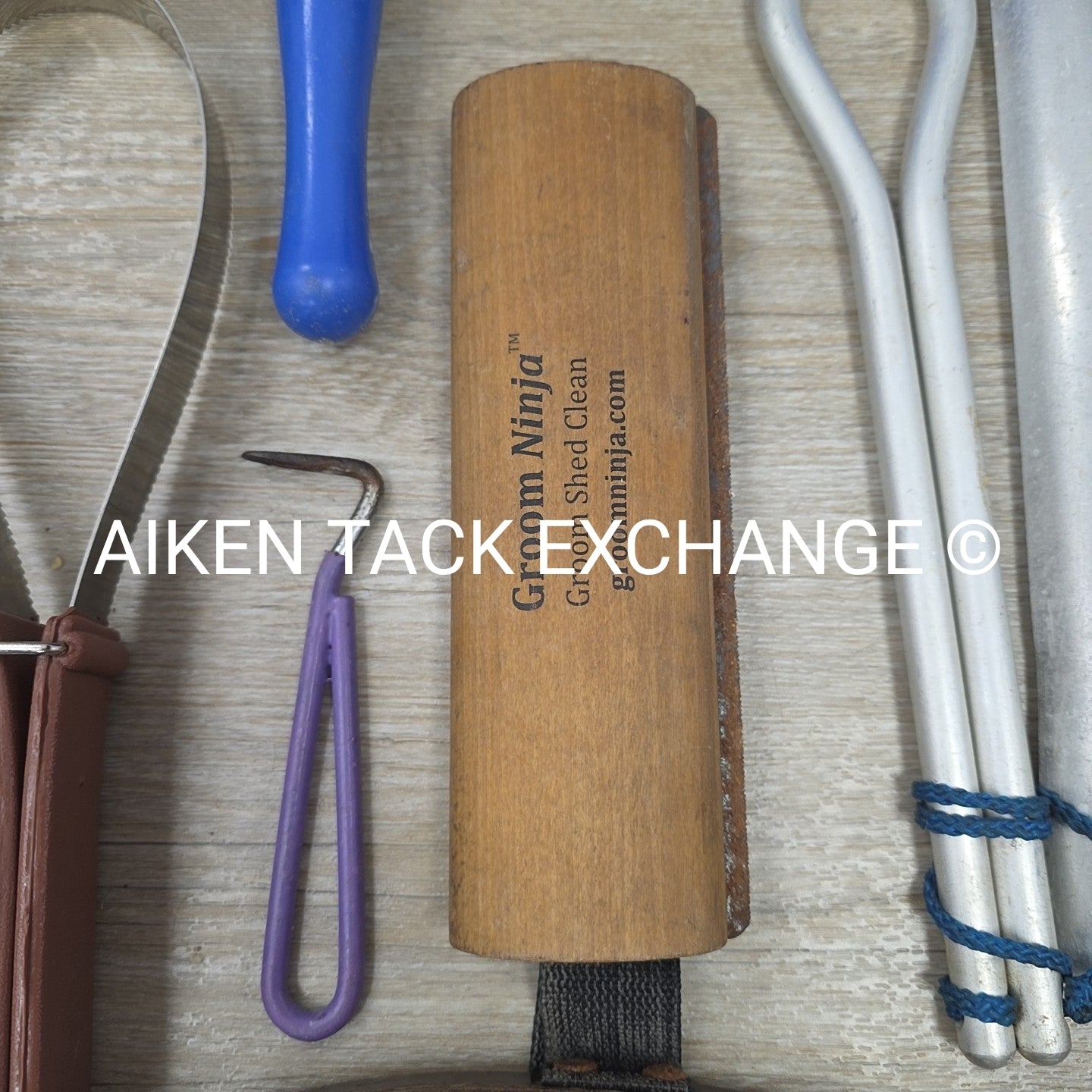 BARGAIN BUNDLE: Grooming Kit & Supplies
