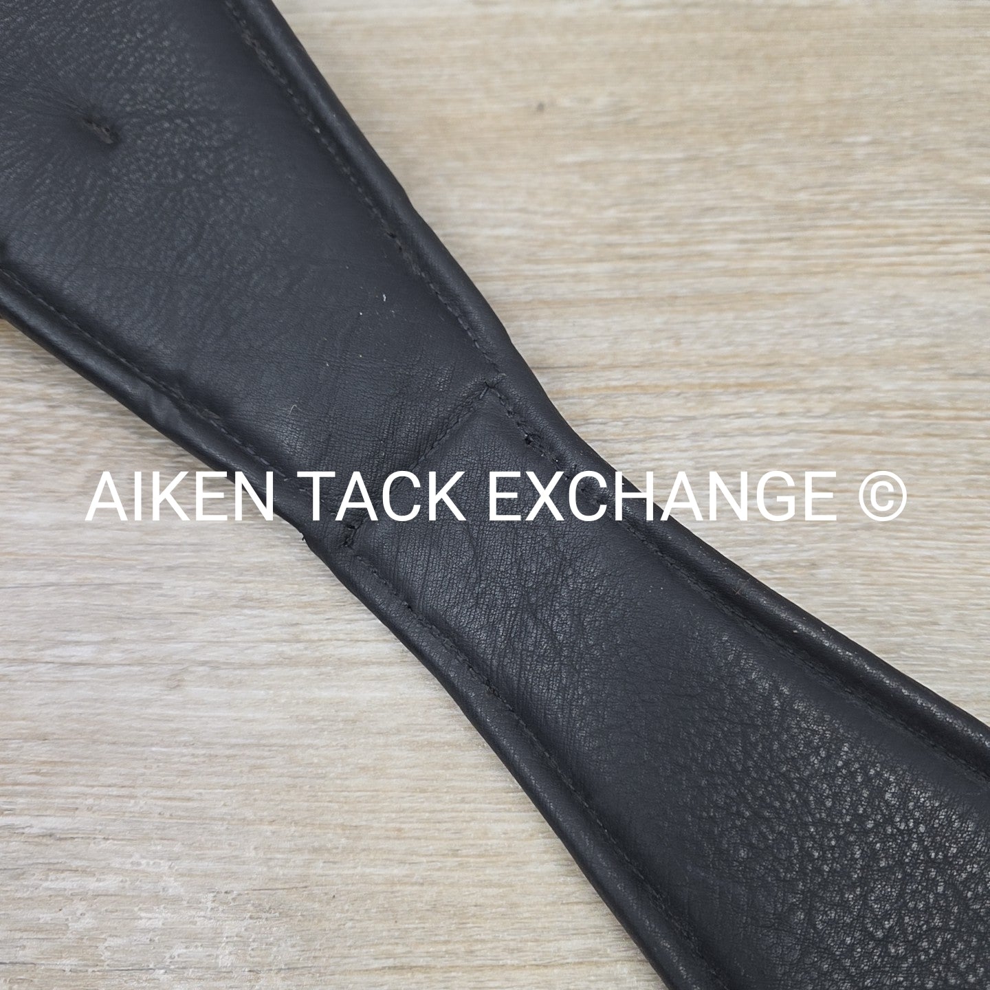 Padded Leather Contour Dressage Girth with Double End Elastic, Black, 32"