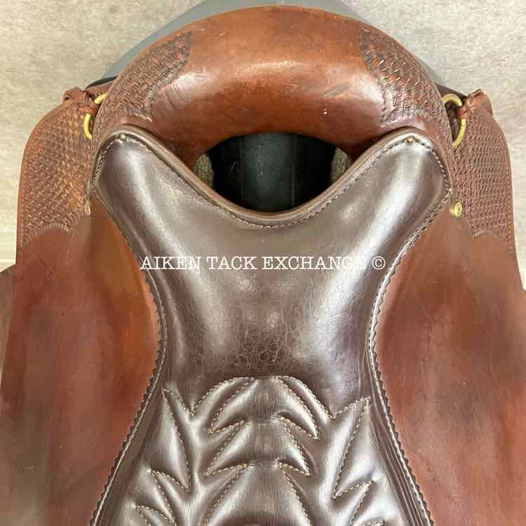 2000 Tucker Endurance Saddle, 18" Seat, Medium Tree - Semi QH Bars