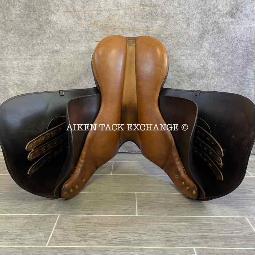 Crosby Prix Des Nations Close Contact Saddle, 16.5" Seat, Medium Tree, Foam Panels