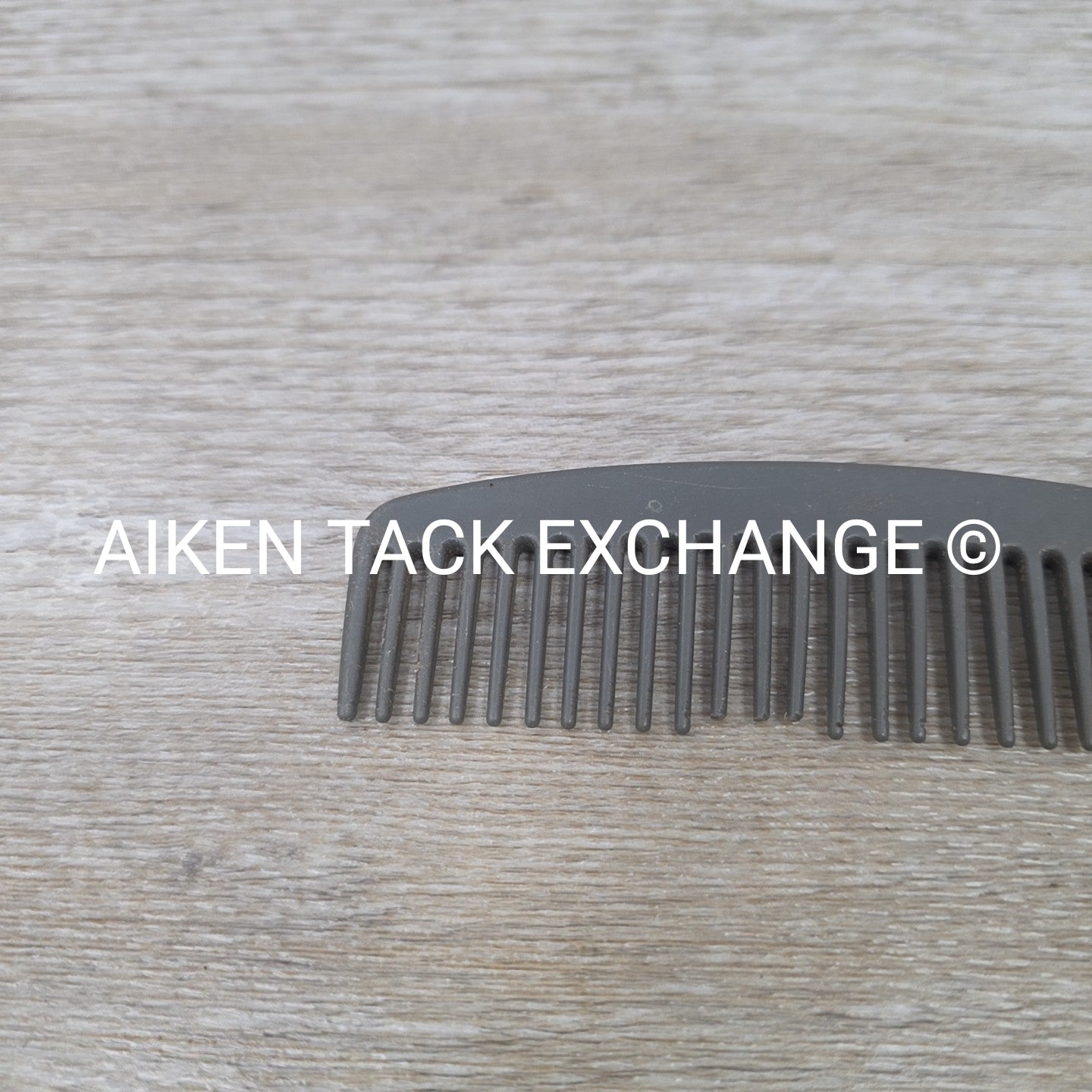 BARGAIN BUNDLE: 3 Oster Hair Brushes & 1 Oster Comb