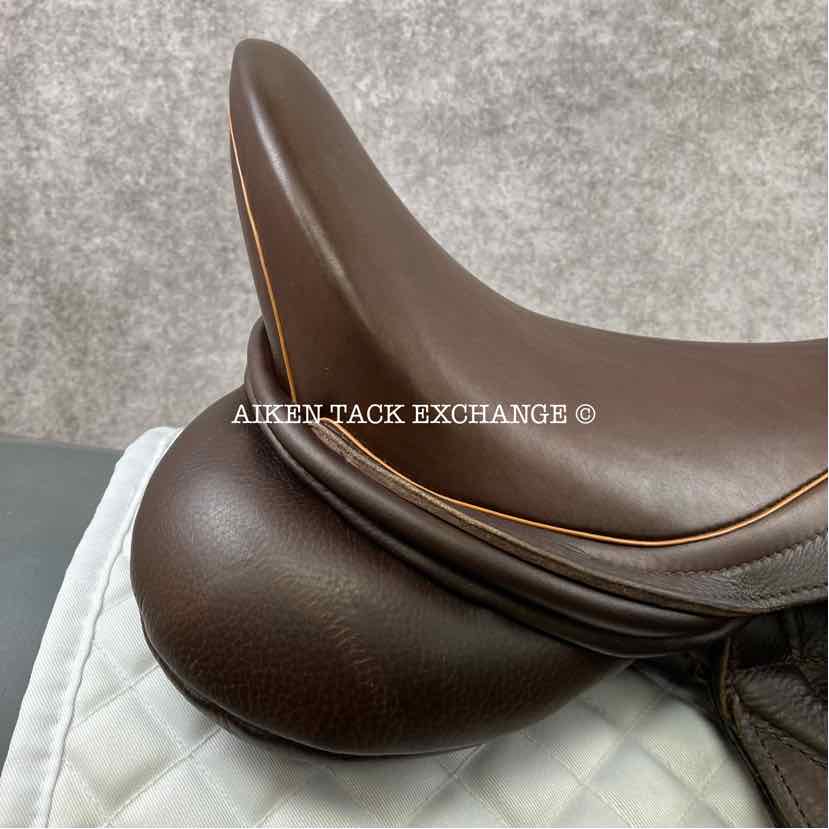 2021 Custom Saddlery Everest Monoflap Dressage Saddle, 18" Seat, Short Flap, Adjustable Tree, Wool Flocked Panels