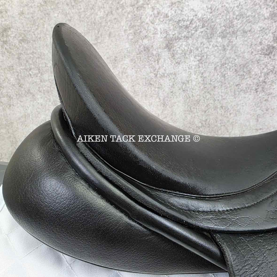 Borne Olympia Dressage Saddle, 17.5" Seat, Extra Wide Tree, Wool Flocked Panels