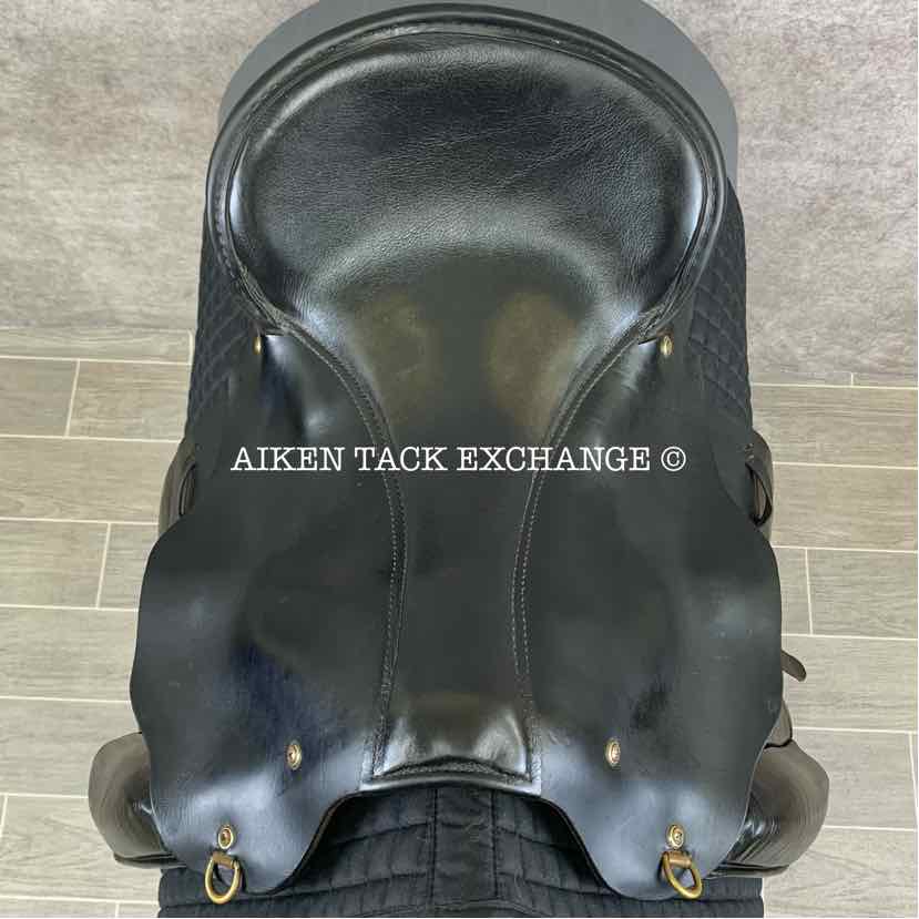**SOLD** Unknown Brand Endurance Saddle, 18" Seat, Wide Tree