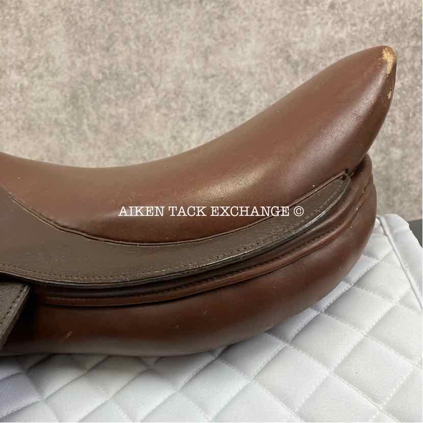 Lancers Close Contact Jump Saddle, 17" Seat, Medium/Medium Wide Tree, Foam Panels