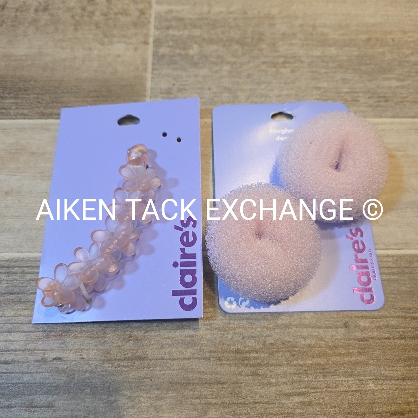 Claire's Hair Bundle - 2 Donuts, 1 Claw Clip