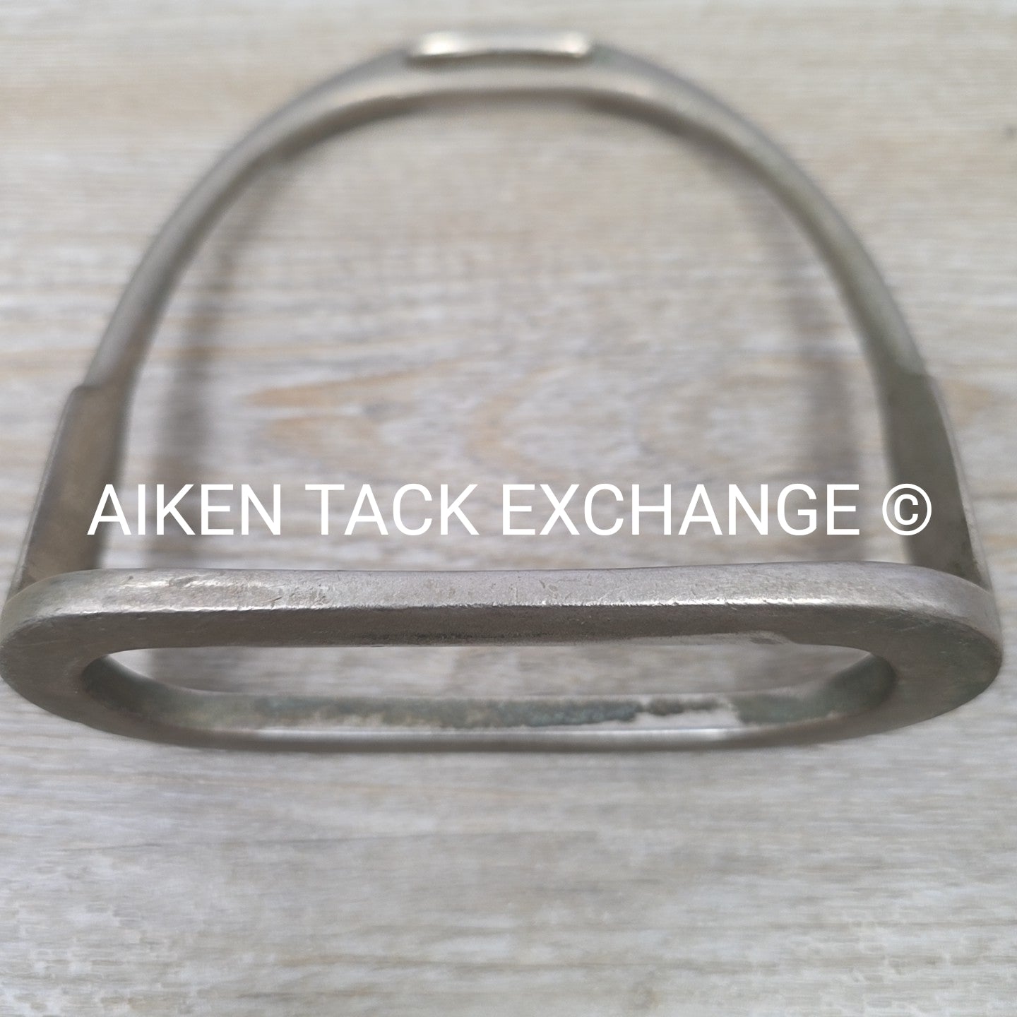 Kangaroo Prussian Style Stirrup Irons, 4.75"