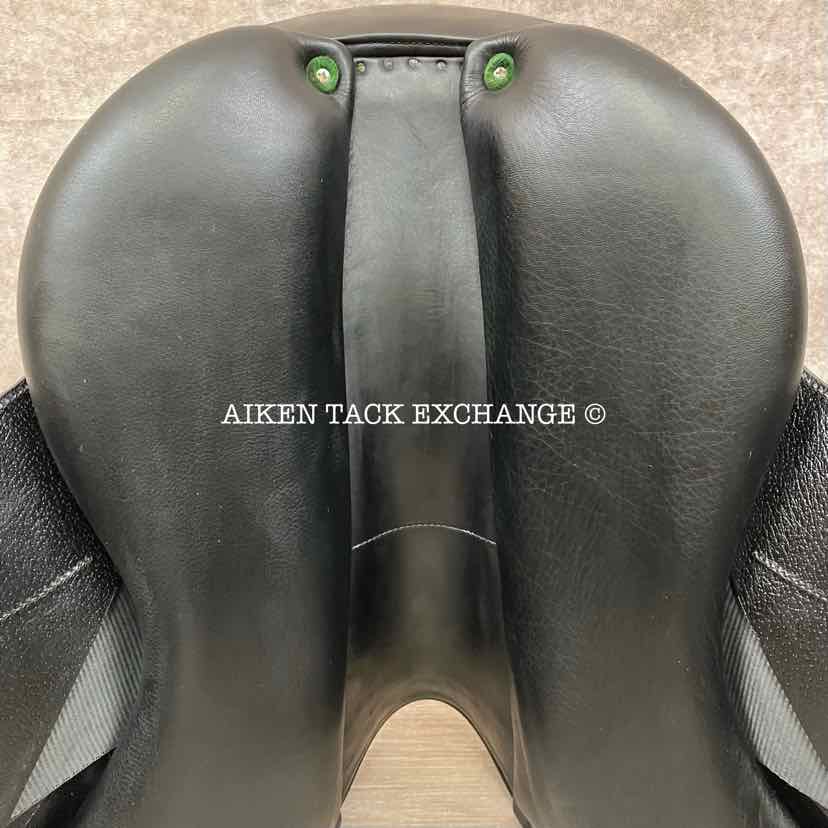 2016 Devoucoux Mendia Monoflap Dressage Saddle, 17" Seat, 2 Flap, Medium Wide Tree, Foam Panels, Full Buffalo Leather