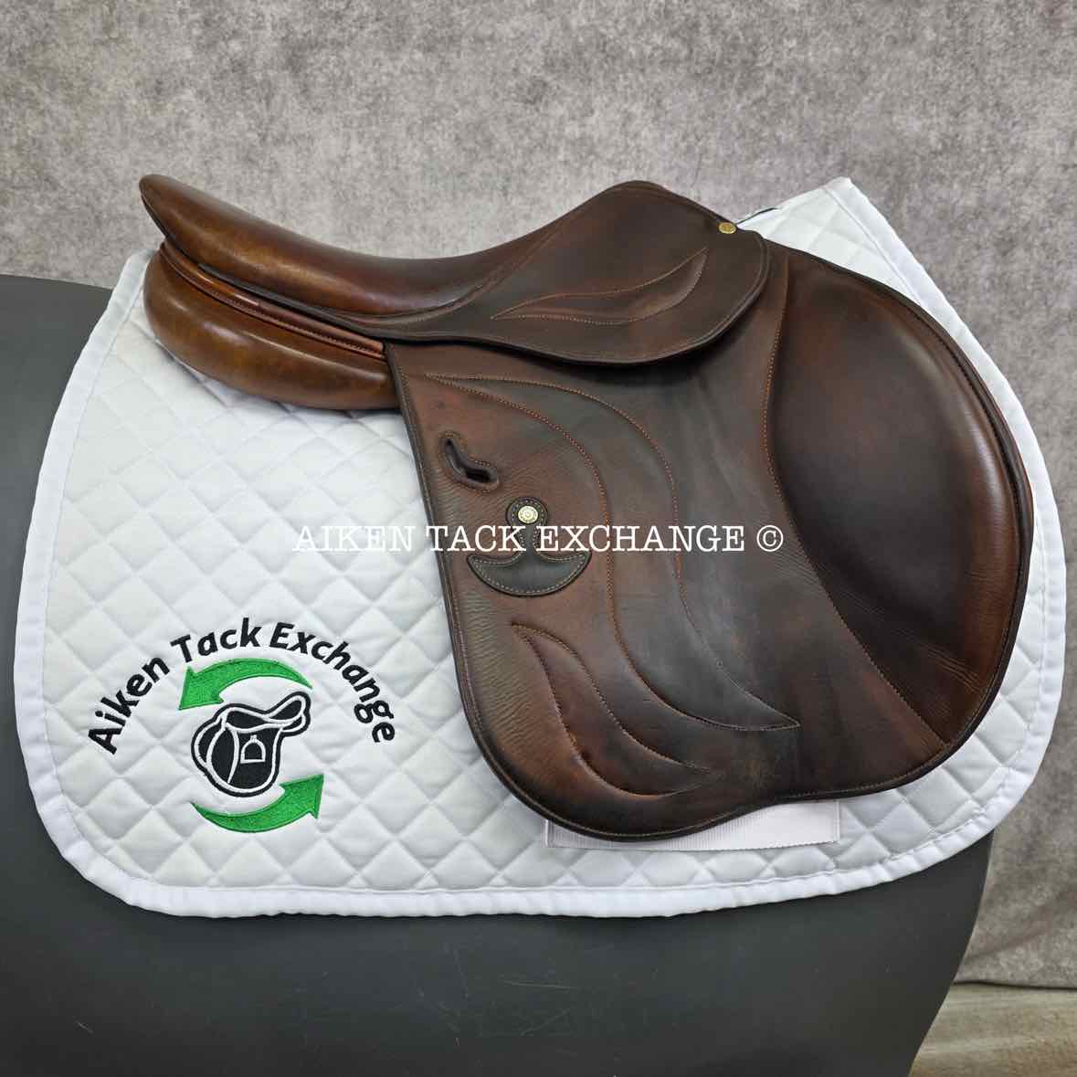 2013 Bruno Delgrange Athena Close Contact Jump Saddle, 17" Seat, 4A Flap, Medium Tree, Foam Panels, Full Calfskin Leather