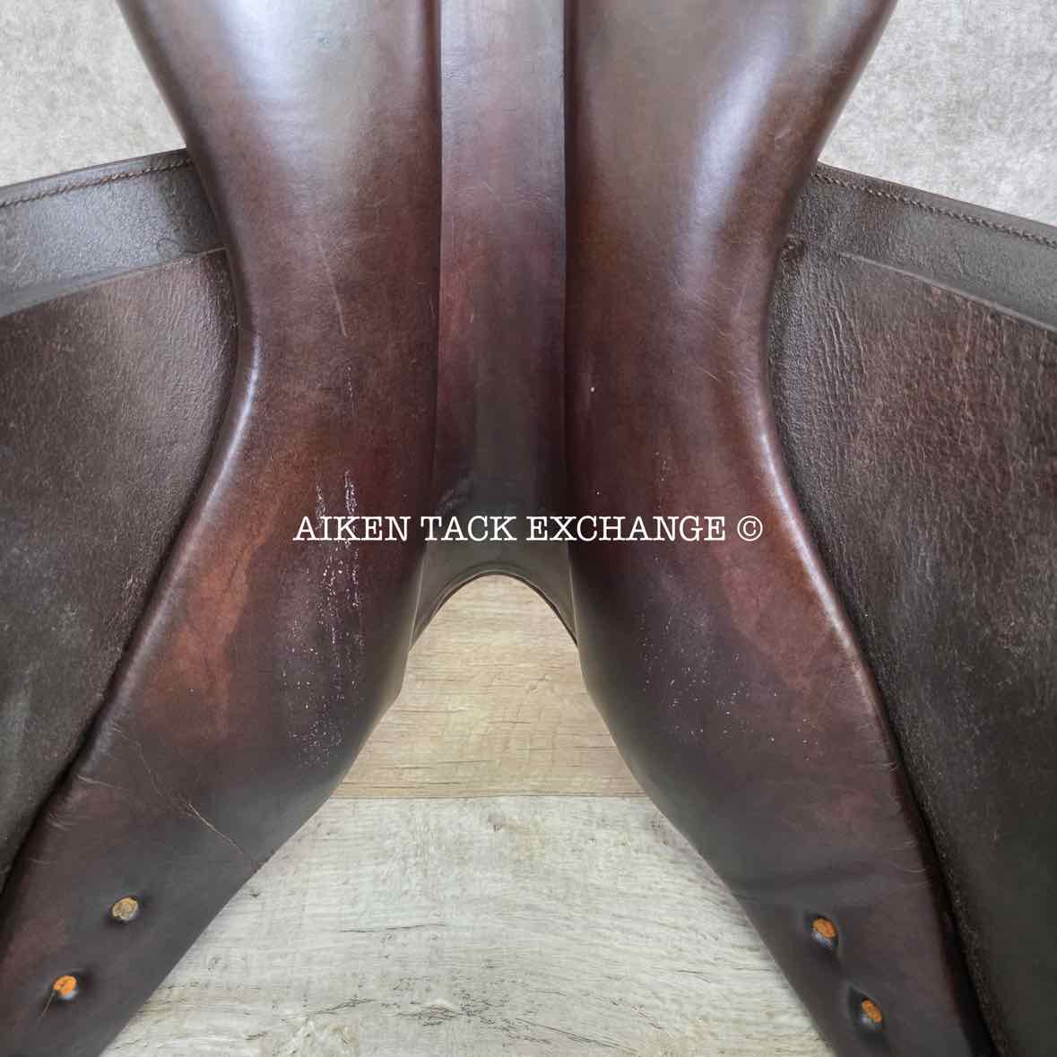 Pessoa Close Contact Saddle, 16.5" Seat, Medium Tree, Foam Panels