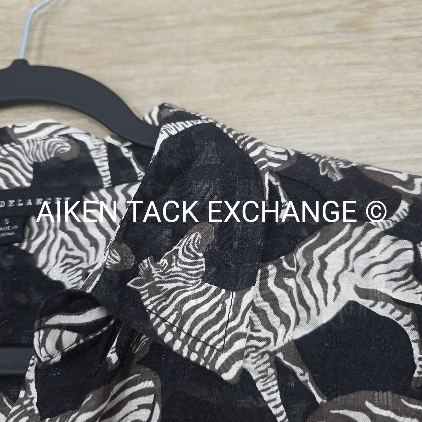Jane & Delancey Long Sleeve Top, Size Small