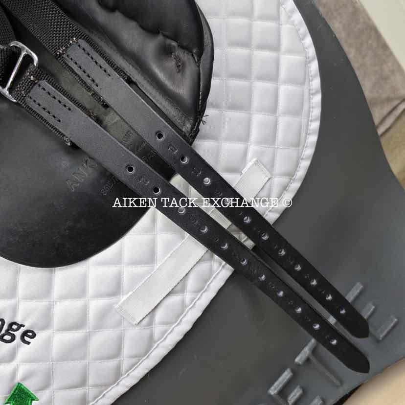 Anky Dressage Saddle, 18" Seat, Wide Tree, Wool Flocked Panels