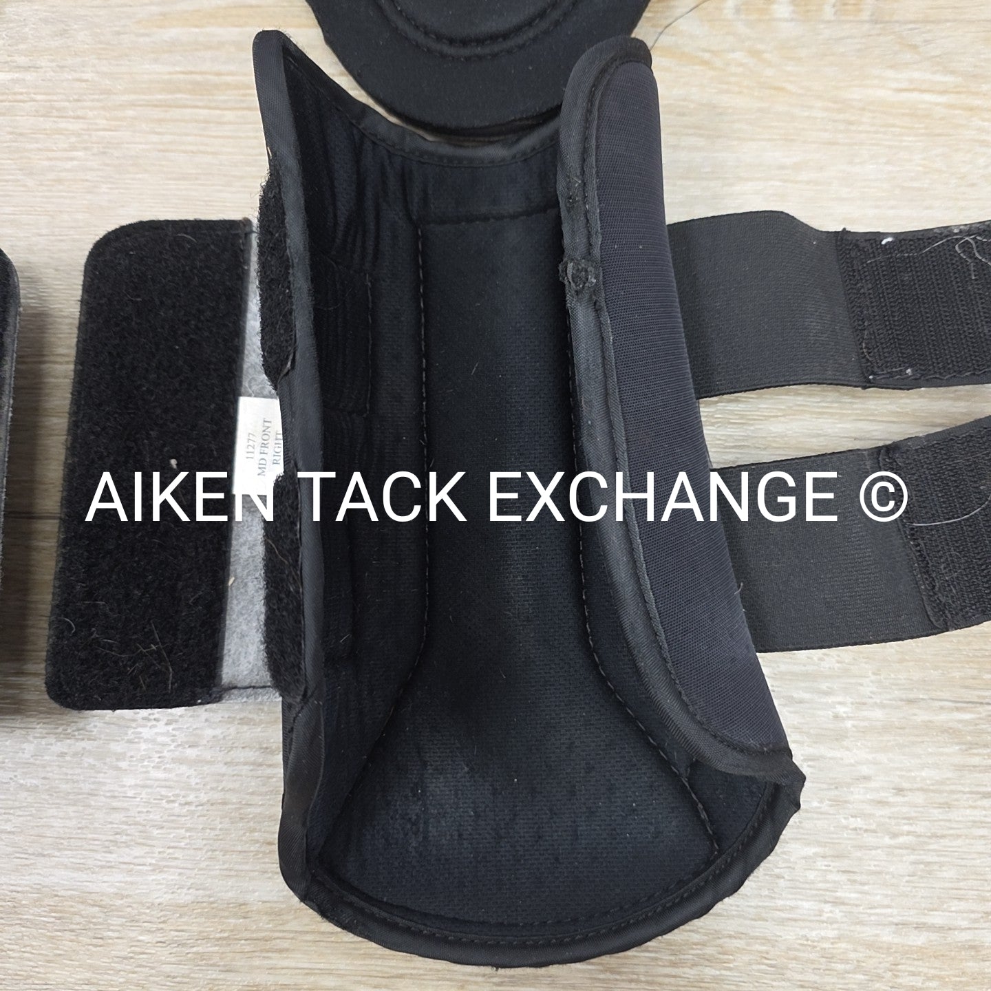 BARGAIN BUNDLE: EquiFit Essential EveryDay Boot, Front, Medium & SmartPak Brushi