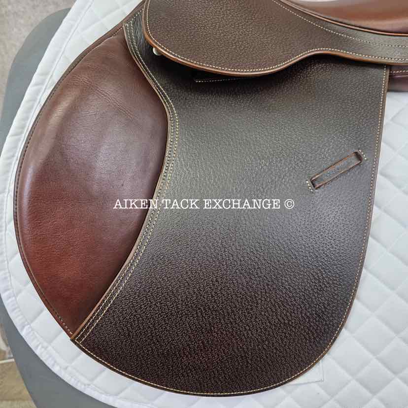 Forestier Close Contact Jump Saddle, 16.5" Seat, Medium/Medium Wide Tree, Foam Panels